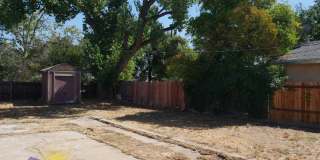 Cozy 2 Bed 1 Bath 728qft single family home in Oak Park Gallery 23
