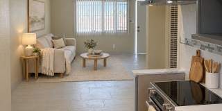 10623 South Budlong Avenue Gallery 1