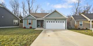 Pet Friendly Three Bedroom! Gallery 1