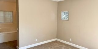Newer 5 Bedroom House Close to Cal Poly Gallery 21
