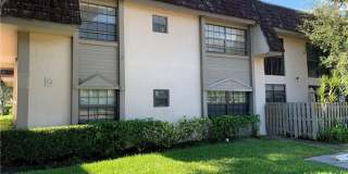 3568 NW 95th Terrace unit: Q5 Gallery 1