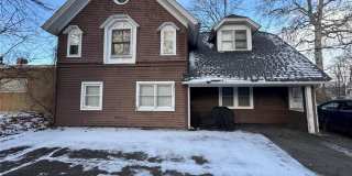 33 Front Street Gallery 1