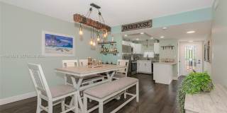 9811 N Hollybrook Lake Dr Gallery 9