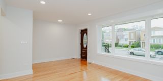 5509 N Central Avenue Gallery 3