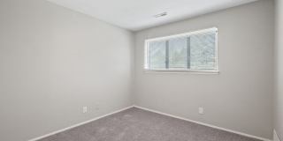 Chalet Villa Apartments Gallery 41