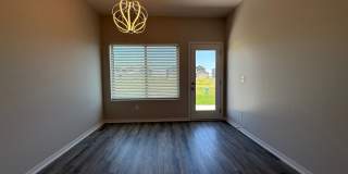 Ranch townhome with 2 stall garage. Spacious 2 bedrooms with walk in closets, 2.5 bathroom, 1st floor laundry Gallery 9