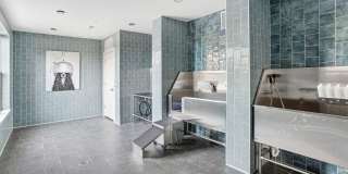 The Sevens Gallery 20