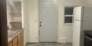 4923 Center St Gallery 1