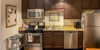 1900 N Lincoln Ave Gallery 4