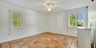 ALL THE CHARM! - Siesta Key 1+ acre on the Bay - 3 bed/ 2 bath pool home Gallery 30