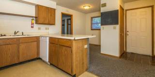525 Henderson Crossing - Half Off Admin Fees & $350 Gift Card! Gallery 5