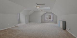 4bd/4.5ba Sammamish Home Gallery 24