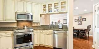 Magnolia Plaza -145 E. Magnolia, Unit 311 Gallery 5