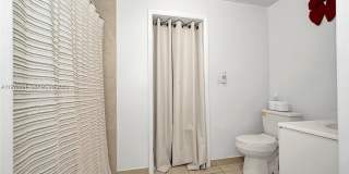 7420 SW 31st St Gallery 6