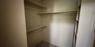 Beautiful and Cozy 3bed/2bath with an Office Available in North Norman! Gallery 28