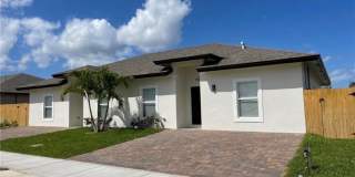 1530 W 26th Court Gallery 1