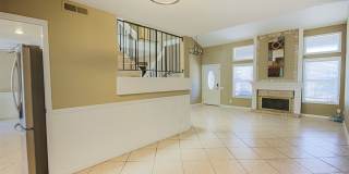 A Gem in Emerald Glen! Gallery 1