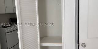 921 N 17th Ct Gallery 14