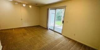 4 Bedroom 3.5 Bath Townhouse Gallery 11