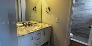 6532 NW 170th Ter Gallery 29