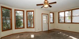 Four bedrooms, 1.5 baths Single Family House for Rent! Gallery 1