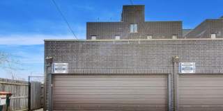 3914 S King Drive Gallery 25