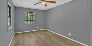84 Natchez Road Gallery 20
