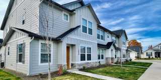 1017 East Lockhart Street Gallery 15