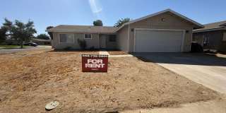 Beautiful Spacious& Cozy Home In Tulare Rent Ready! Gallery 1
