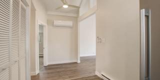1357 1/2 Chase St Gallery 11