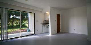 Studio in Grenelefe now available! Gallery 5