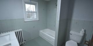 322 JONES Avenue Gallery 17