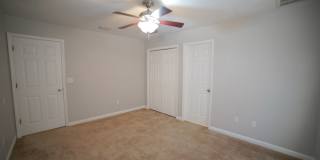 3 Bed / 3.5 Bath Townhome in NW Gallery 18