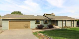 5 Bedroom, 3 Bath Home in Kennewick Gallery 1