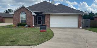 Super Clean Home in Stonebrook at Coffee Creek Gallery 1
