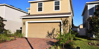 4 bedroom 2.5 baths Single Family Home For Rent at 4358 Silver Creek Street Kissimmee, FL 34744 Gallery 1