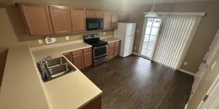 2005 Banister Loop Gallery 4