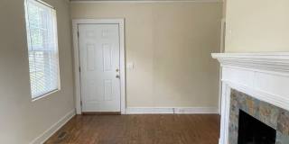JUST REDUCED! Walk to the Stadium-Olympia! Gallery 4