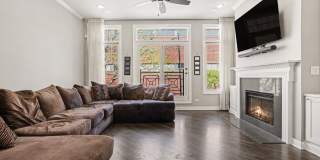 331 E Cullerton Street Gallery 5