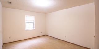 Upscale Duplex 2BD/2BA Cul-de-sac Gallery 7