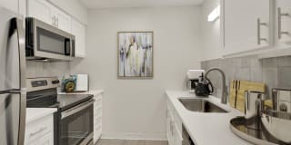Canopy Creek Apartments Gallery 3