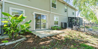 1630 VINELAND Circle Gallery 33