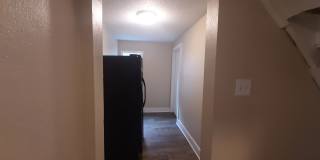 3 Bedroom, 1 Bathroom home with new kitchen! Gallery 17