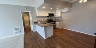 Cross Roads Apartments Gallery 2