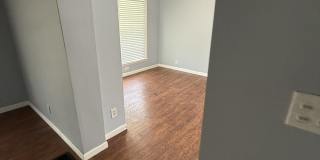 118 South Crysler Avenue Gallery 1