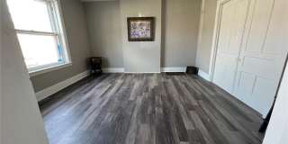2048 Russell Boulevard Gallery 9
