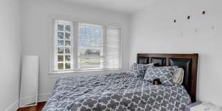 17 Lakeview Road Gallery 17