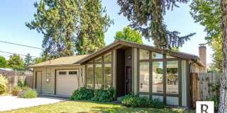 Sunlight & Sunrooms 2 Bedroom -  1 Full Bath - Fireplace Gallery 1