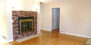 2201 South Claremont Avenue Gallery 5