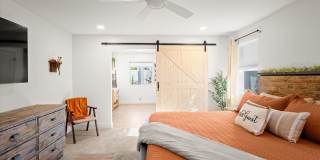 1027 W PERALTA Avenue Gallery 39
